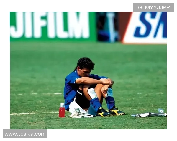 足球头球球星的传奇时刻与技术解析让我们领略空中之美